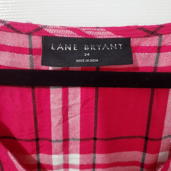 NWOT Lane Braynt Pink Plaid Classic Button-Down Tie-Hem Top in Size 24 - Picture 3 of 13